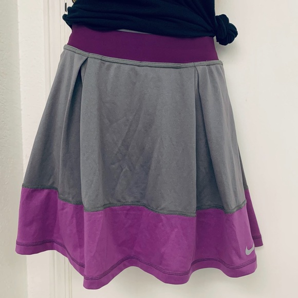 Nike Dri Fit Skort - Picture 1 of 7